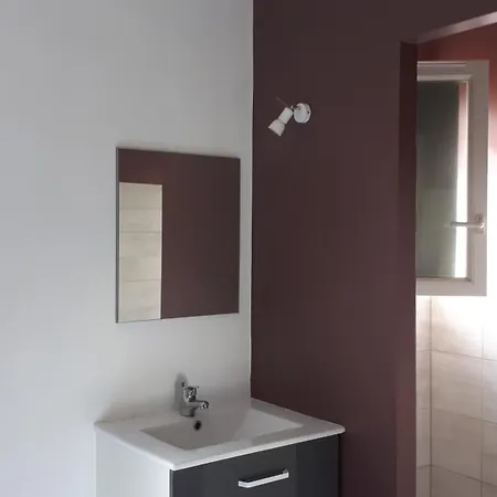 Bed & Breakfast Couette Et Cafe 3*