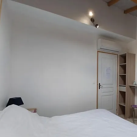 Couette Et Cafe